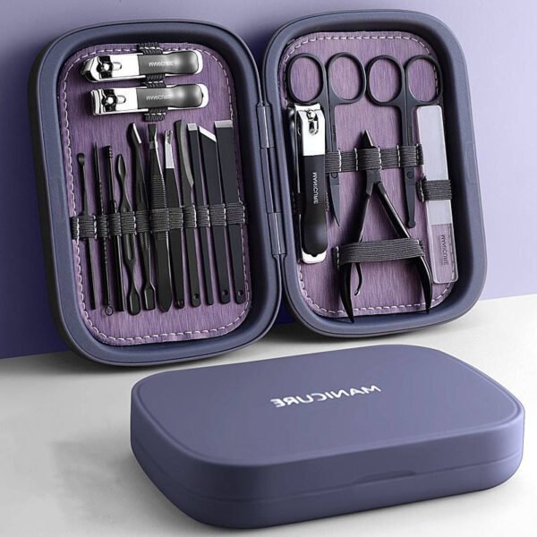 18 pc grooming set with magnetic case