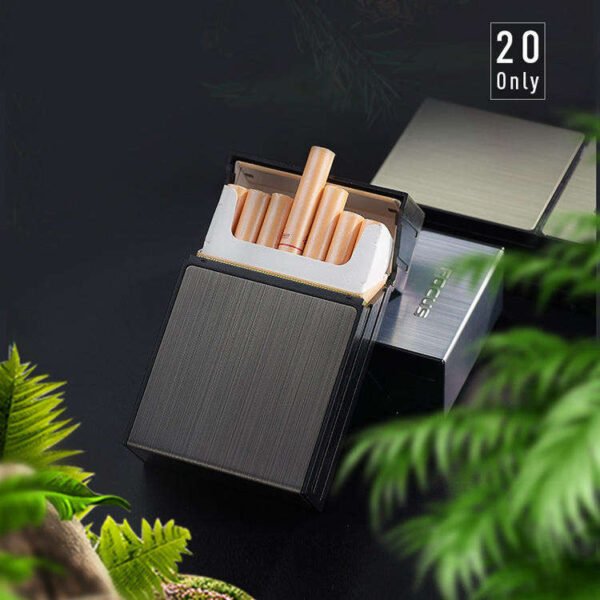 Portable Metal Cigarette Case with A Jet Lighter